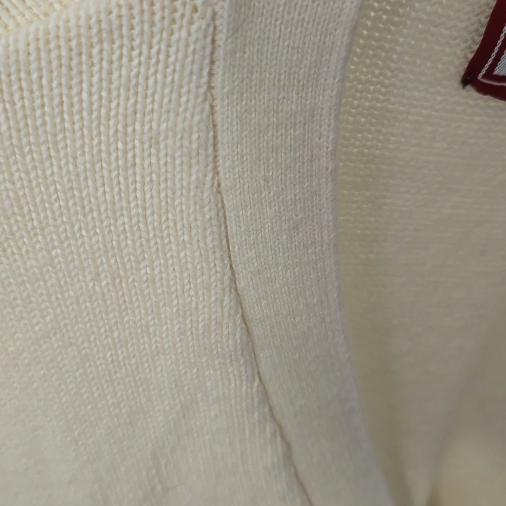 CHAPS V neck long sleeve sweater - Picture 4 of 10